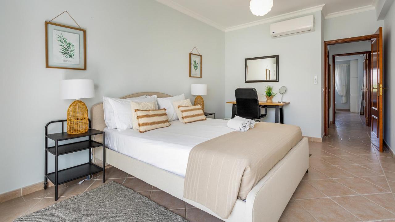 Apartment 3br With Pool And Ac By The By Lovelystay *